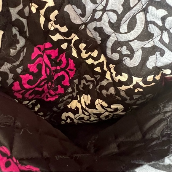VERA BRADLEY Canterberry Magenta XL Duffle Bag Black Hot Pink 2013 Travel - Picture 8 of 14